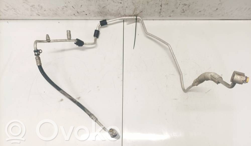 Volkswagen PASSAT B6 Tubo flessibile aria condizionata (A/C) 