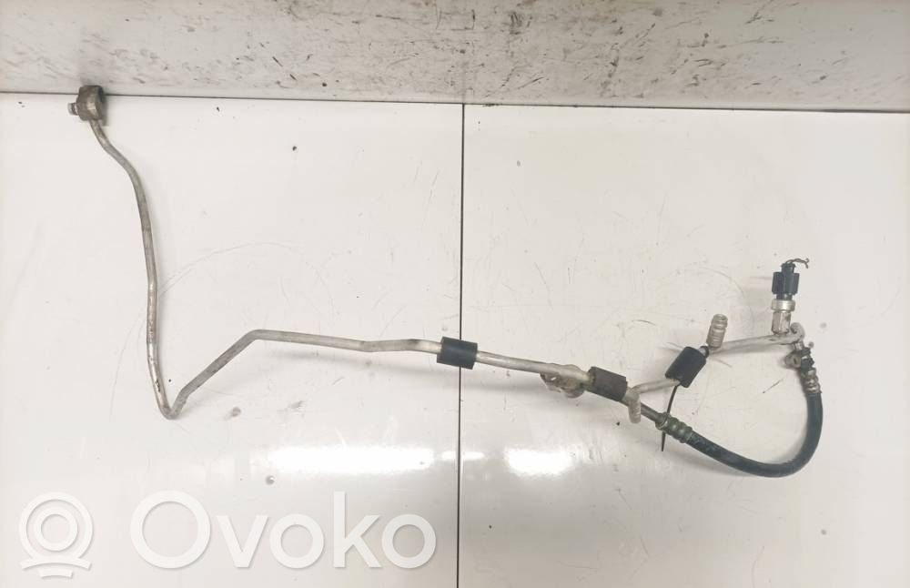 Volkswagen PASSAT B6 Tubo flessibile aria condizionata (A/C) 
