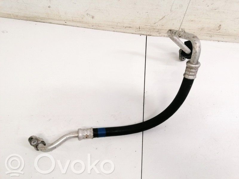 Toyota Avensis T270 Conductă/furtun aer condiționat (A/C) 