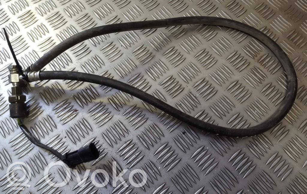 Ilmastointilaitteen putki (A/C)   SLE4890,SLE4890