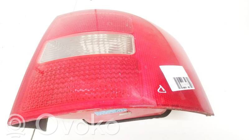 Lampa tylna   4B9945096,412809999,412809999,4B9945096