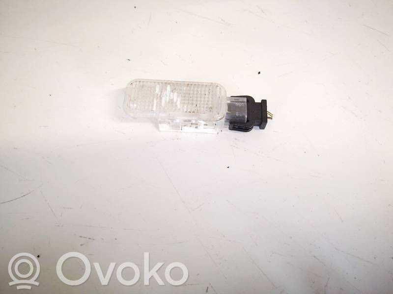 Otras luces interiores   8D0947415,8D0947415