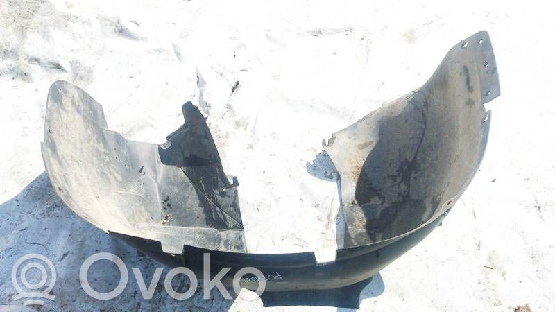 Volvo XC90 Rivestimento paraspruzzi passaruota anteriore 