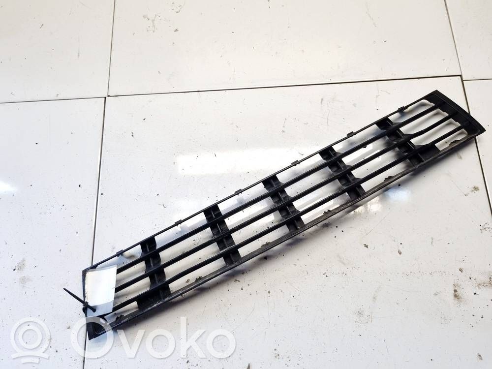 Audi A4 S4 B5 8D Grilă inferioară bară față 
