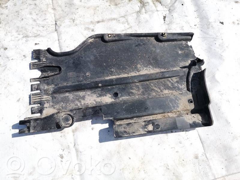 Audi A4 S4 B8 8K Protezione anti spruzzi/sottoscocca del motore 