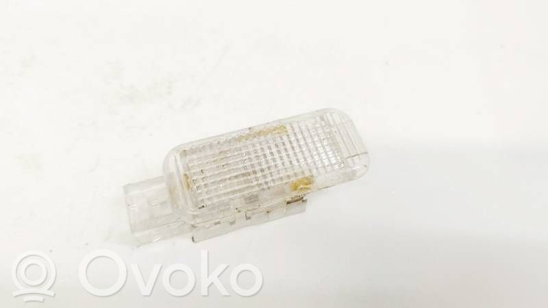 Otras luces interiores   8D0947415,8D0947415