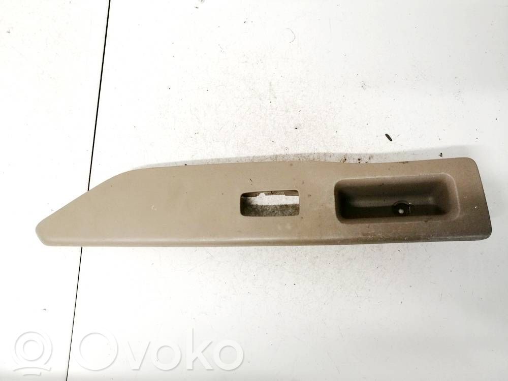 Front door window switch trim   L0047847,L0047847