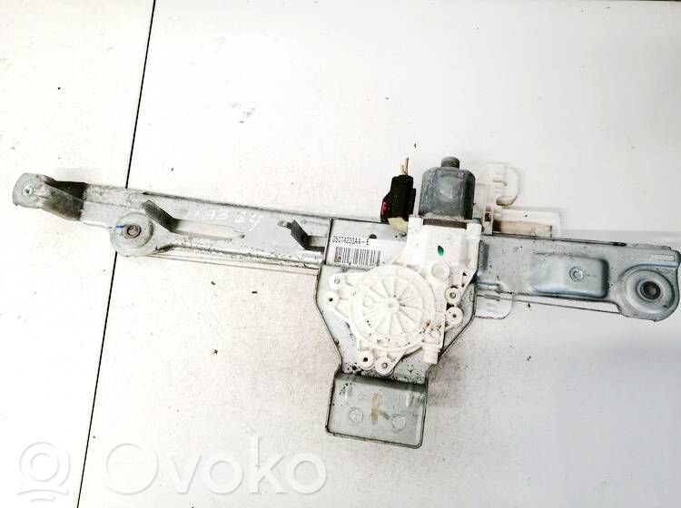 Dodge Caliber Regulador con motor de la ventanilla de la puerta corredera 
