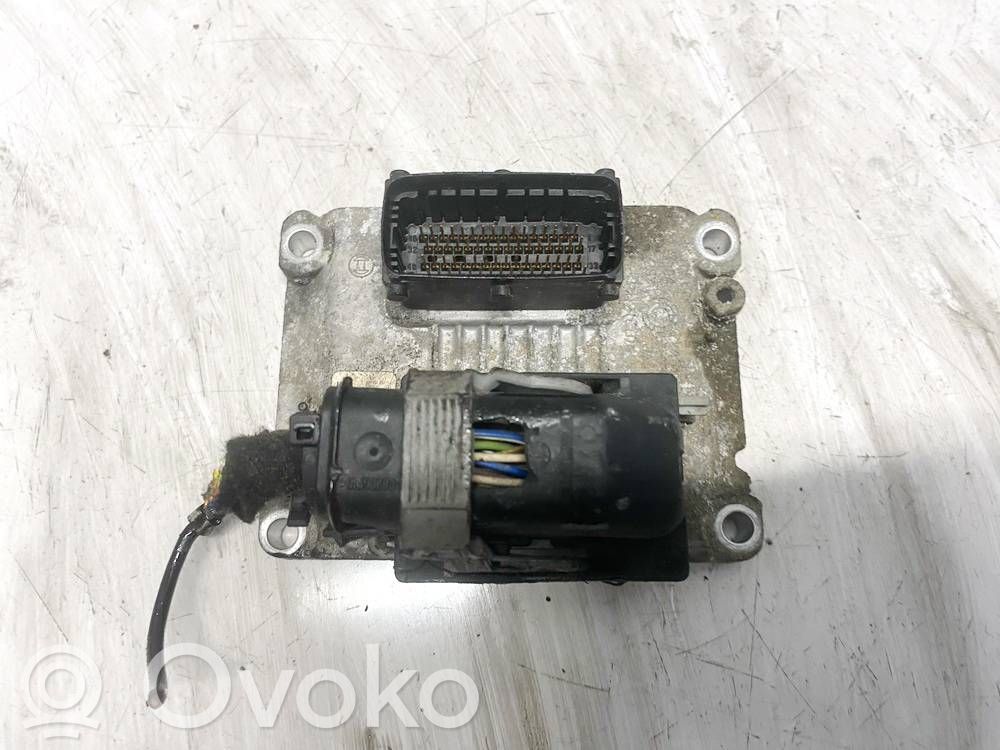 Moottorin ohjainlaite/moduuli   1039917768,55557934,1039917768,55557934