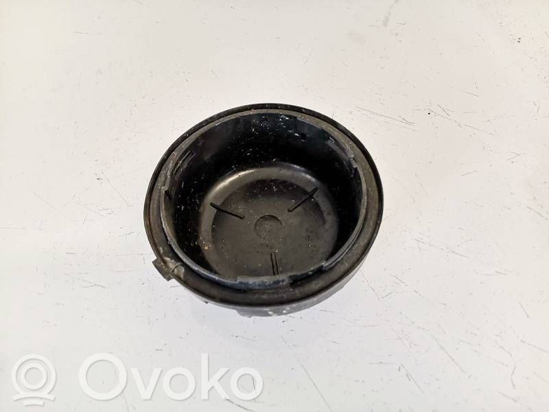 Volkswagen PASSAT B3 Cache-poussière de phare avant