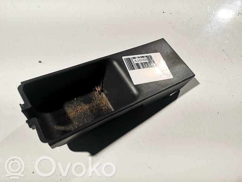 Toyota Corolla Verso AR10 Altra parte interiore