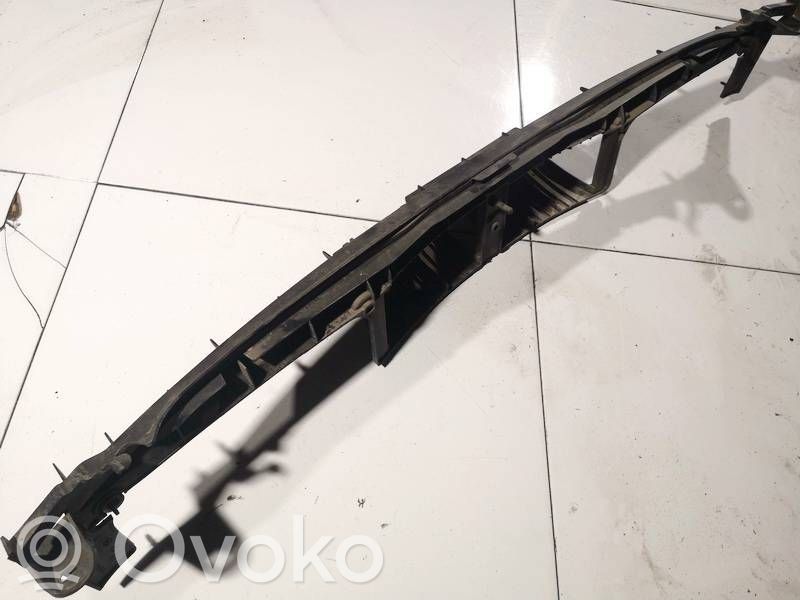 Citroen C3 Takapuskurin kannake 