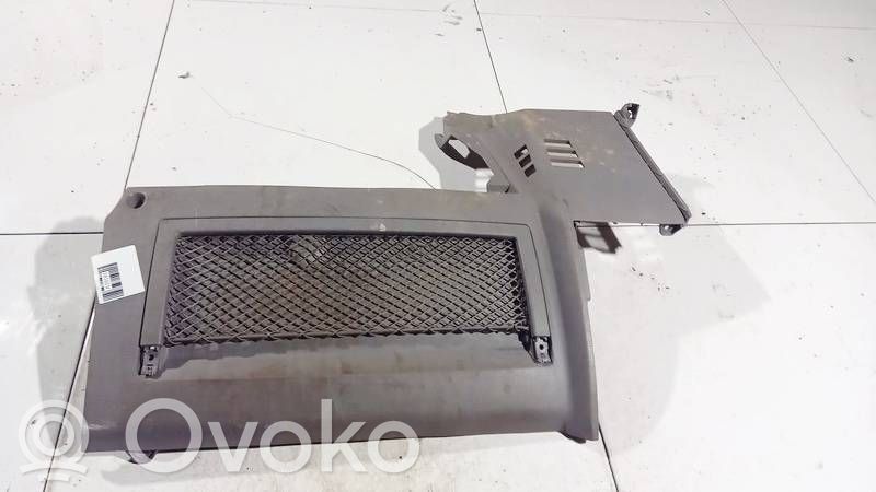 Volkswagen Transporter - Caravelle T5 Altra parte interiore