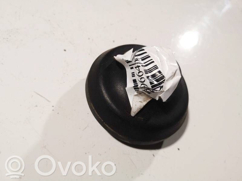 3100295 Ford Transit Fuel tank filler cap, €13.10 | RRR
