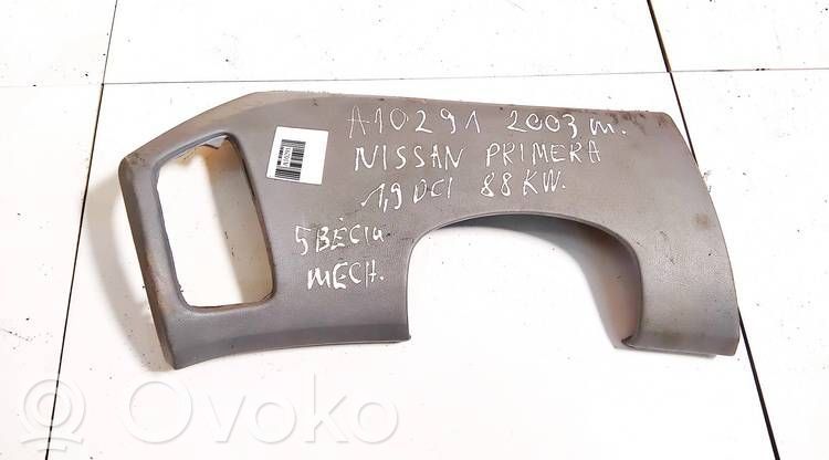 Nissan Primera Altra parte interiore
