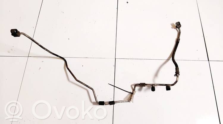 Volkswagen PASSAT B6 Tubo flessibile aria condizionata (A/C) 