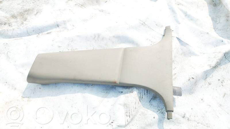 Volvo S40, V40 Pilar (B) (superior) 