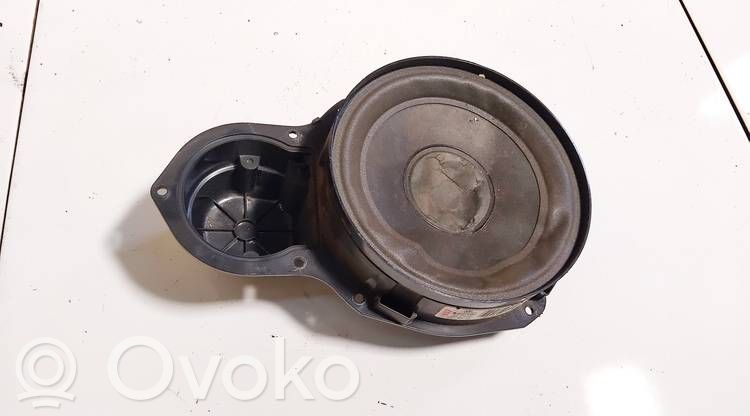 Volkswagen PASSAT B6 Altoparlante portiera anteriore 