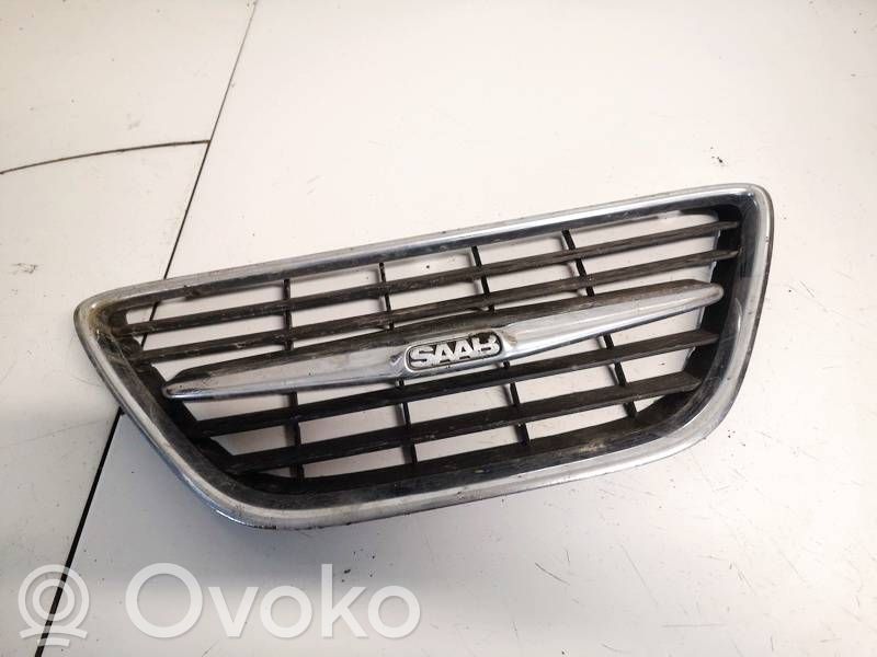 Saab 9-5 Priekšējais režģis 