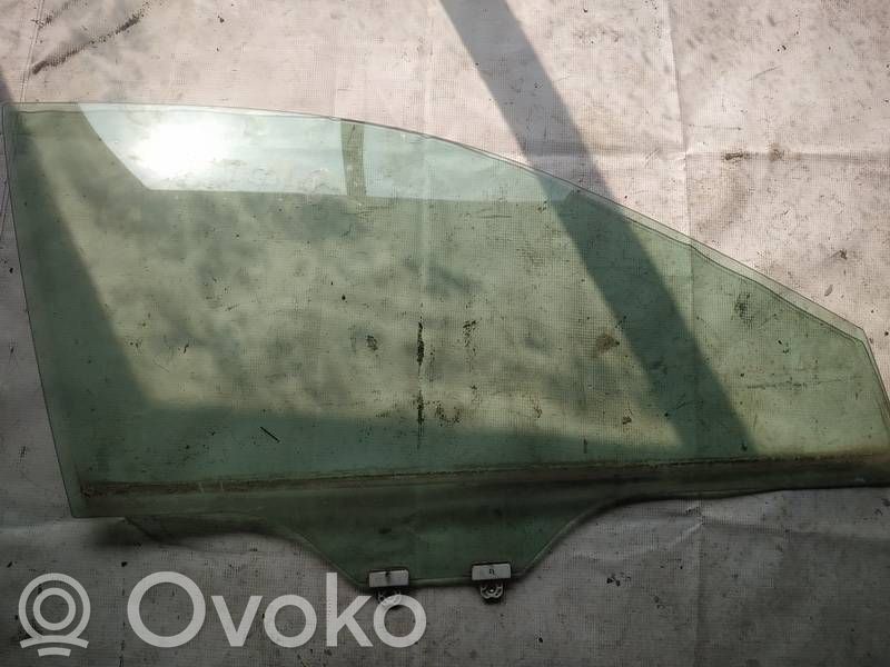 Subaru Outback Vitre de fenêtre porte avant (4 portes)