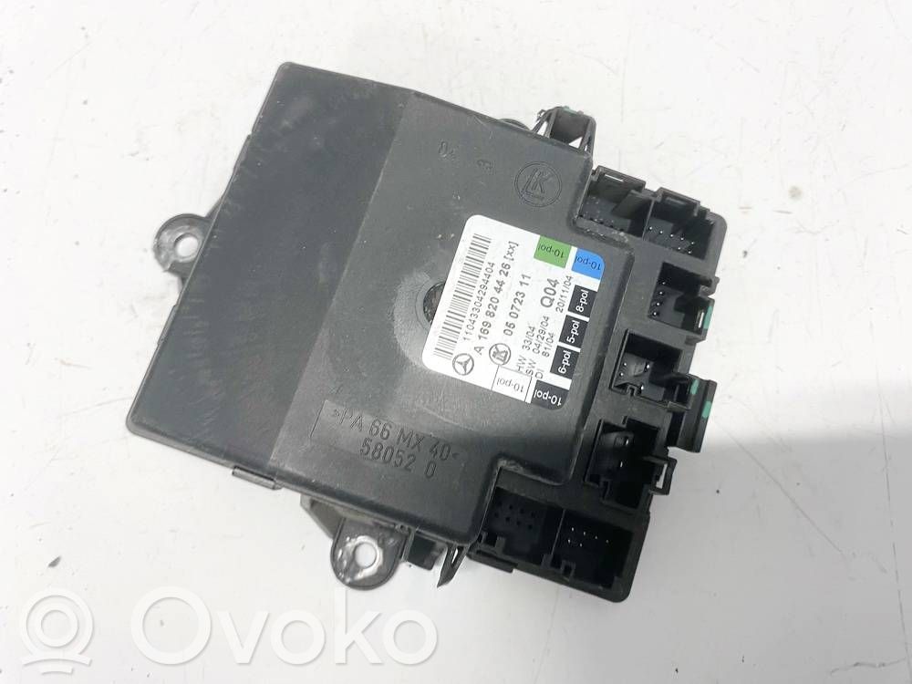 Mercedes-Benz A W169 Centralina/modulo portiere