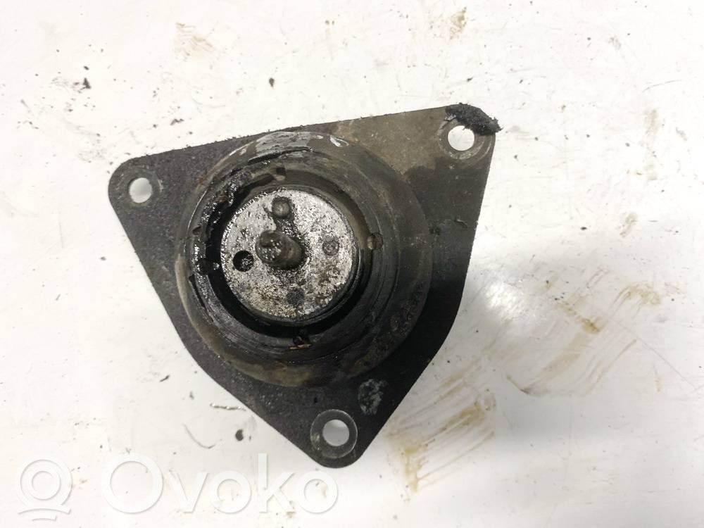 Renault Espace III Engine mount bracket 