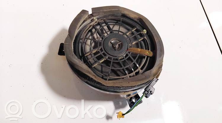 Mercedes-Benz ML W163 Etuoven kaiutin 