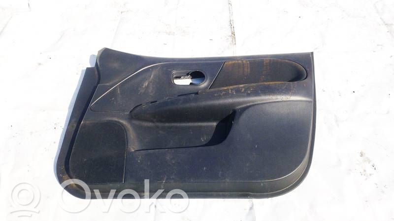 Nissan Note (E11) Revestimiento de puerta delantera 