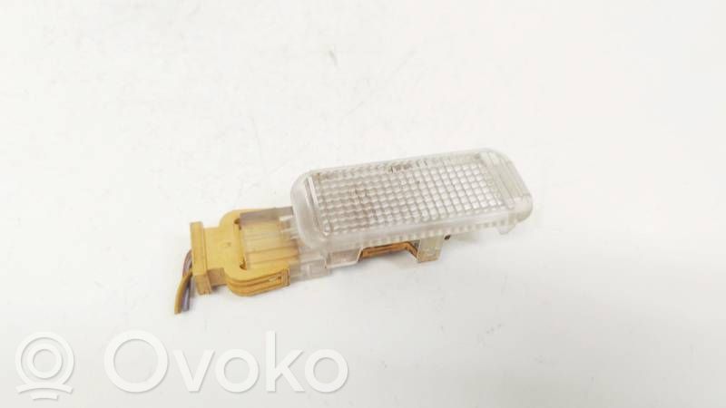 Audi A4 S4 B5 8D Alte lămpi de interior 