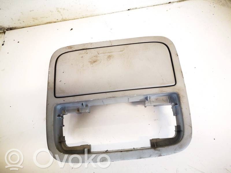 Honda Accord Handschuhfach
