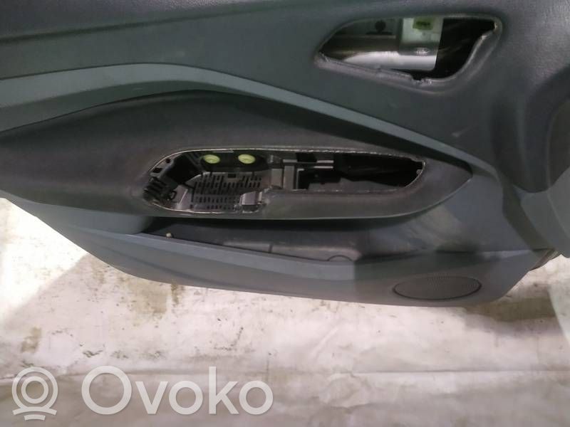 Ford Grand C-MAX Priekšējo durvju apdare 