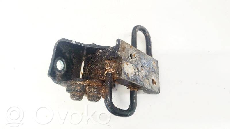 Audi A6 S6 C6 4F Cerniera inferiore della portiera posteriore