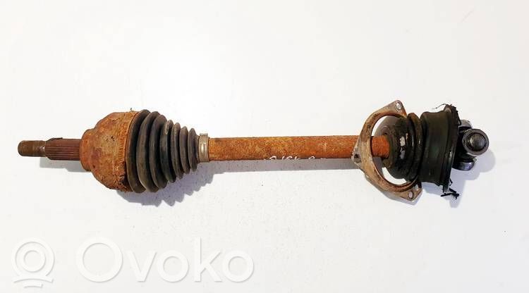 Etuvetoakseli