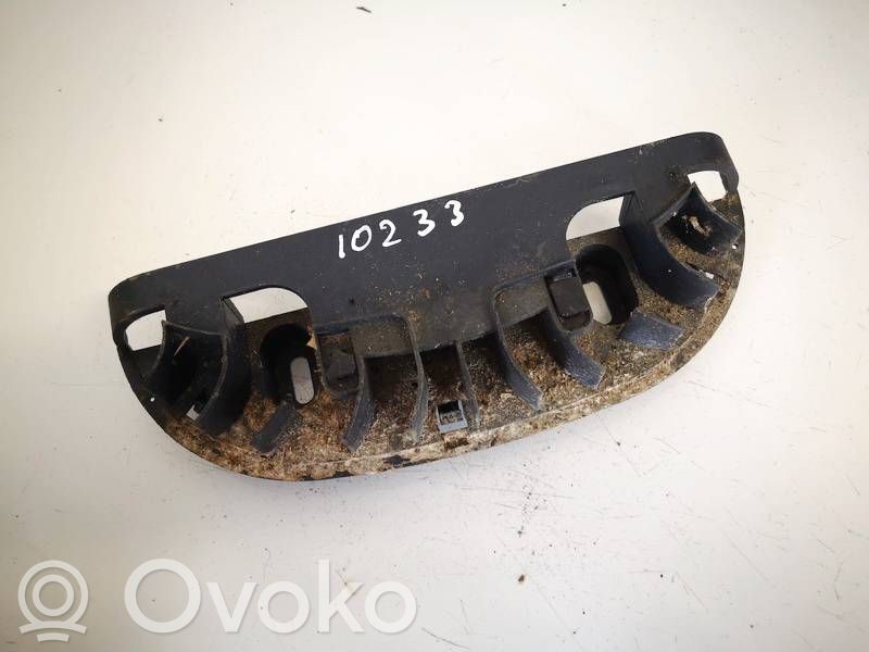 Muu ulkopuolen osa   7M0819624,7M0819624