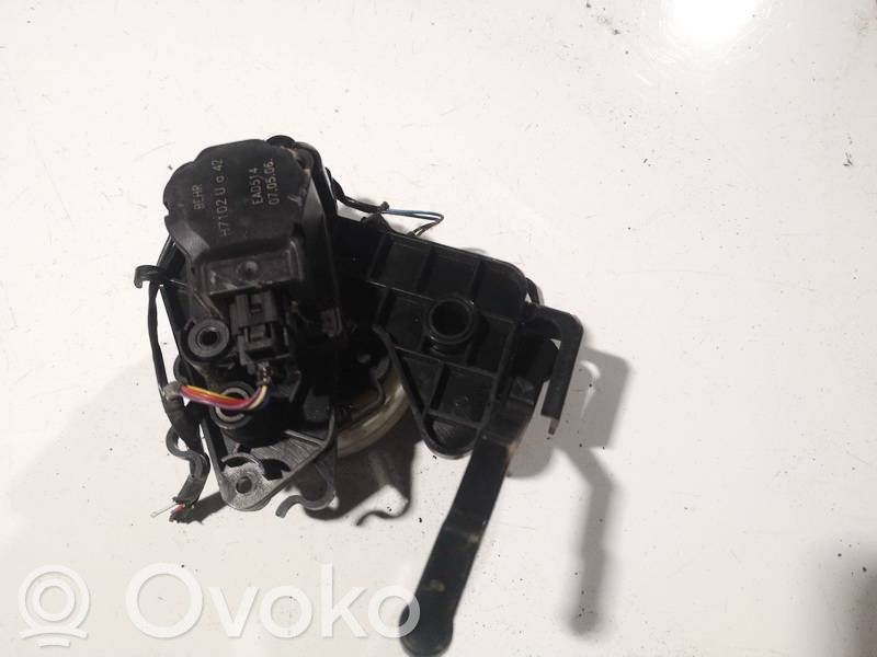 Opel Zafira B Silniczek nagrzewnicy