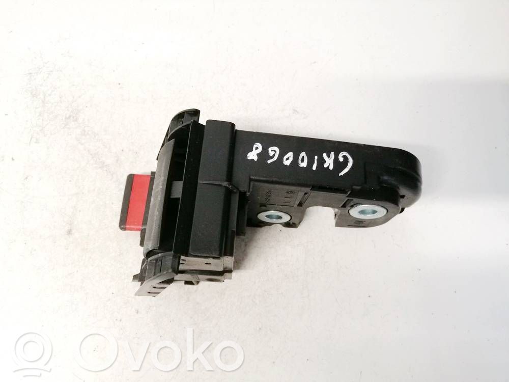 Opel Insignia A Zatrzask blokady oparcia fotela 