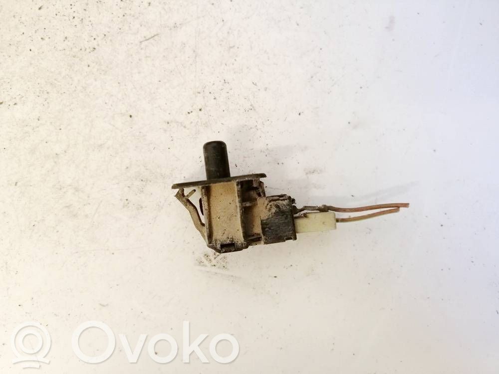 Mercedes-Benz E W210 Sensor de la puerta delantera coupé