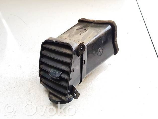 Hyundai Trajet Grilă ventilație/ramă laterală bord 
