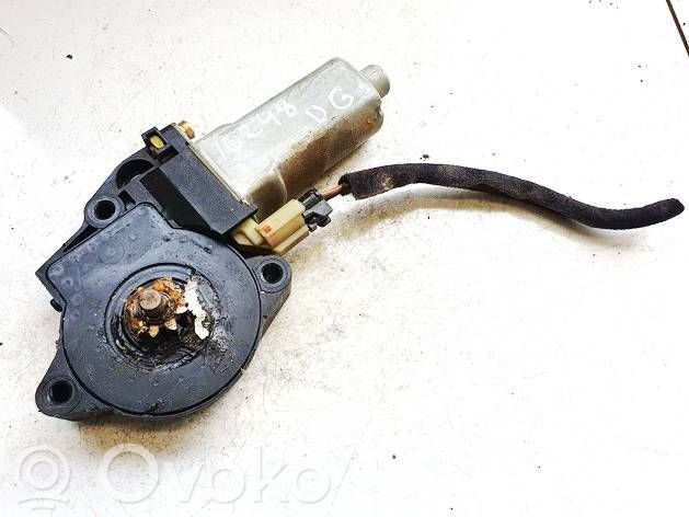 Hyundai Trajet Motor macara geam ușă spate 