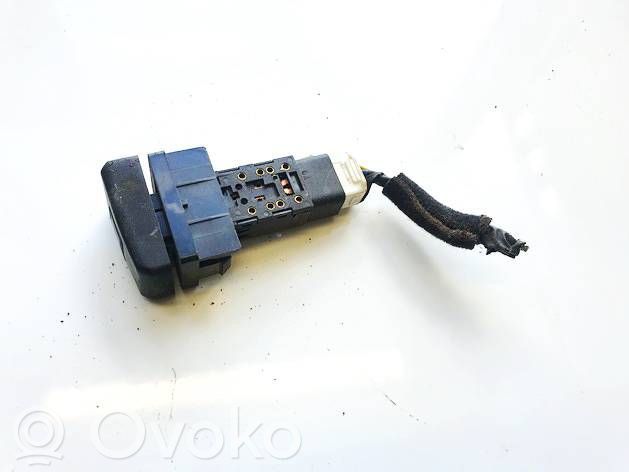 Hyundai Trajet Alte comutatoare/butoane 