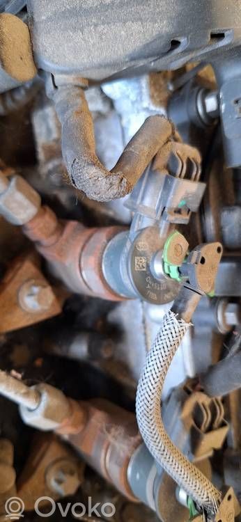 Inyector de combustible   0445110340,0445110340