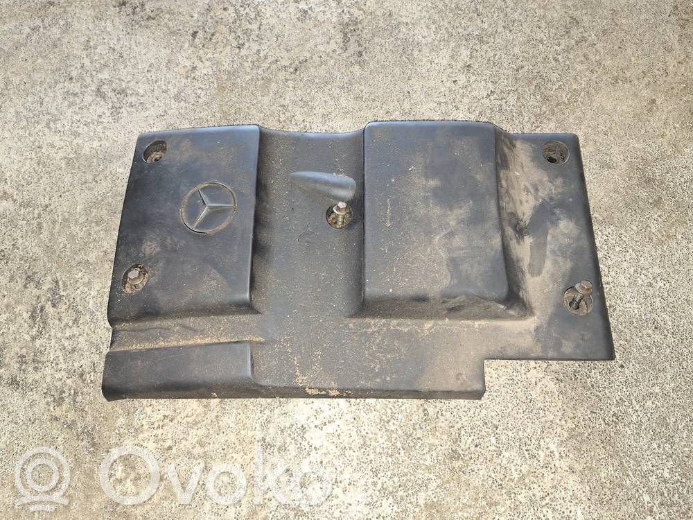 Mercedes-Benz E W210 Capac protecție motor 