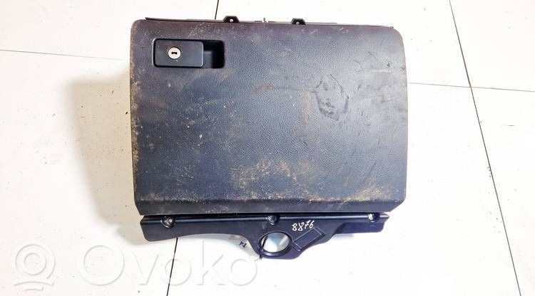 Volkswagen PASSAT B6 Vano portaoggetti 