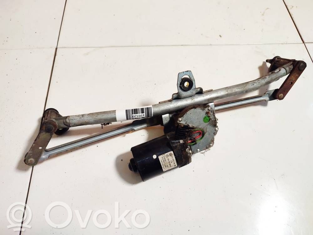 Volkswagen Golf IV Tiranti e motorino del tergicristallo anteriore