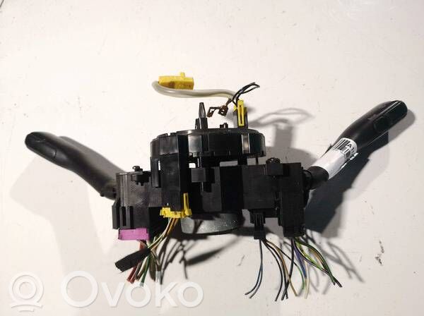 Volkswagen PASSAT B5 Leva/interruttore dell’indicatore di direzione e tergicristallo 