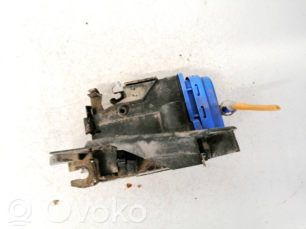 Audi A4 S4 B5 8D Serratura portiera posteriore 