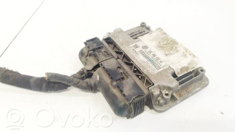 Volkswagen Golf V Engine control unit/module 