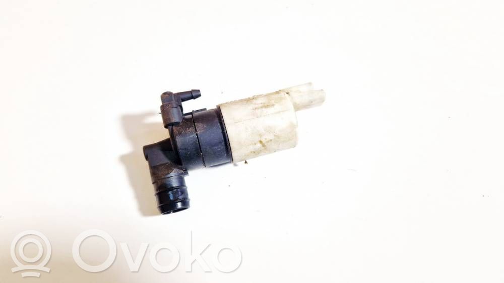 Opel Vivaro Pompa spryskiwacza szyby przedniej / czołowej