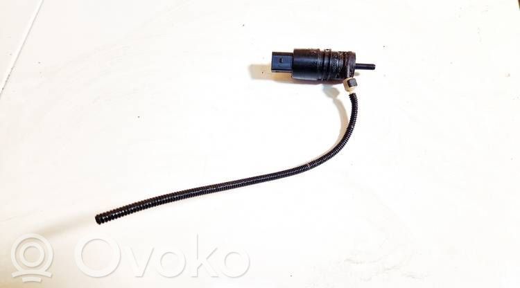 Volkswagen Jetta V Pompa lavavetri parabrezza/vetro frontale 