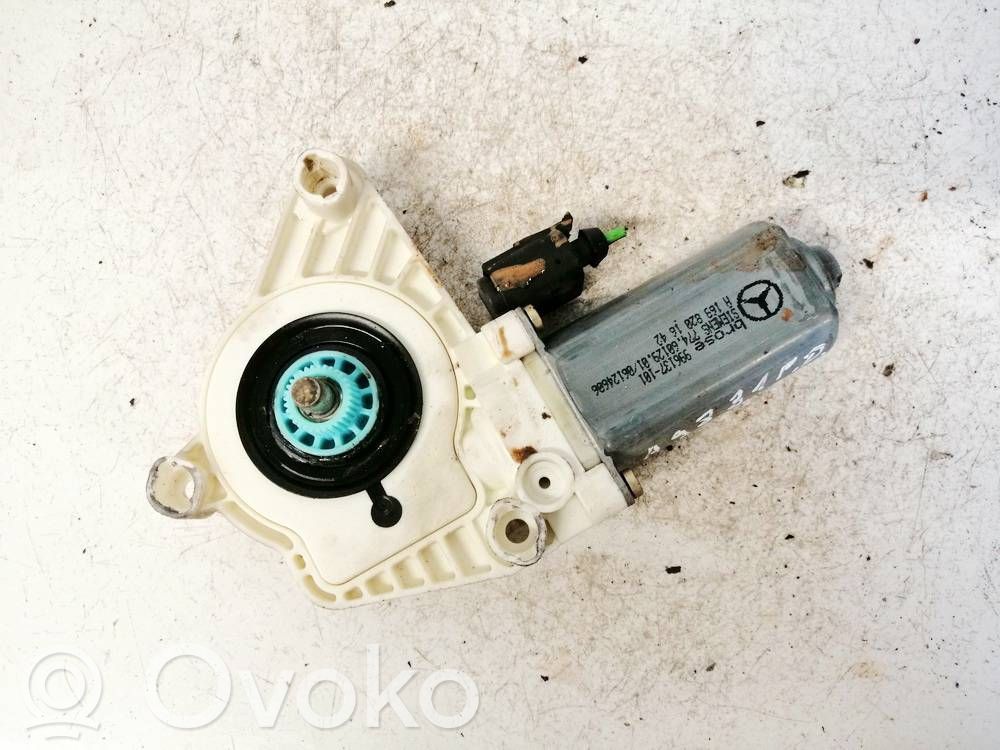 Mercedes-Benz A W169 Motorino alzacristalli della portiera anteriore